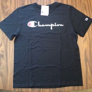 CHAMPION CLASSIC TEE SCRIPT LOGO MEDIUM
